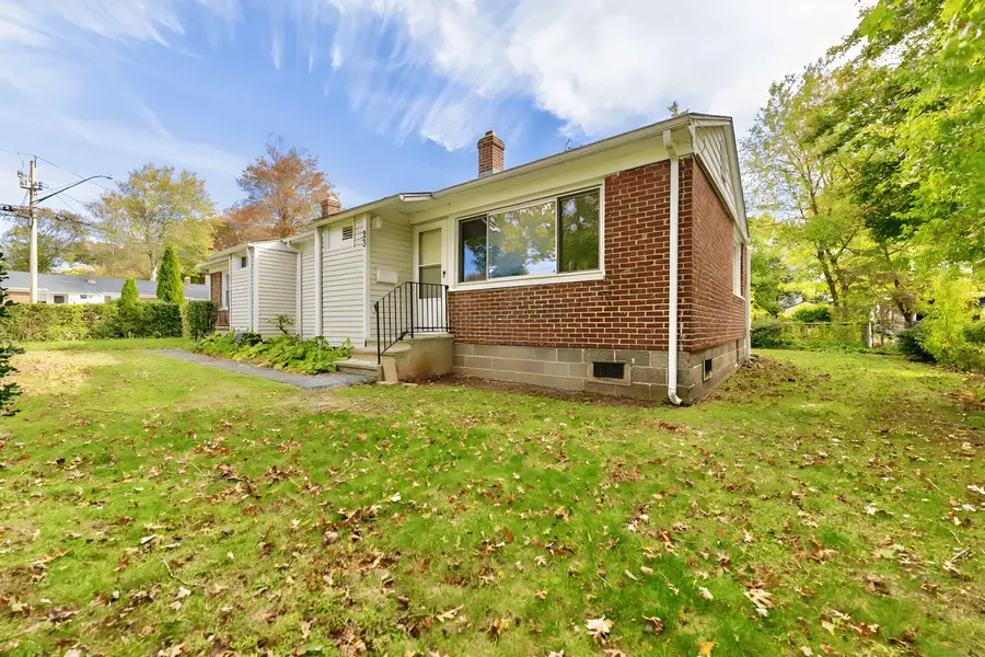 23 Baird Court #23, Stratford, CT 06614 - Image #3