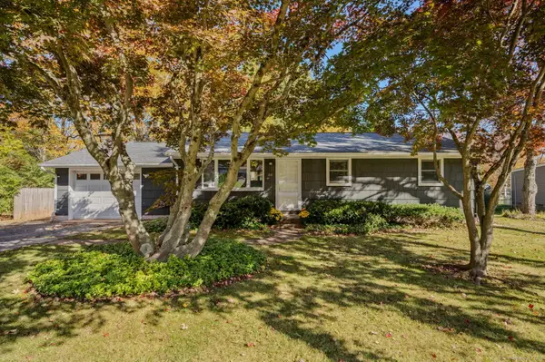 84 Camp Street, Middletown, CT 06457