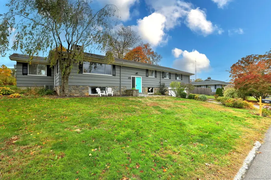 175 Twin Oaks Terrace, Stratford, CT 06614 - Image #2