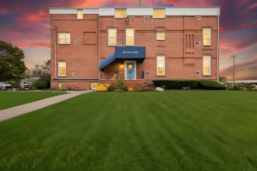 1 Peck Avenue #11, West Haven, CT 06516 - Image #2