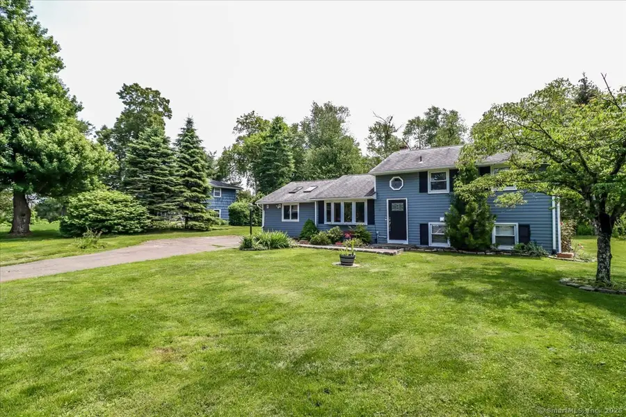 22 Woodview Drive, Brookfield, CT 06804 - Image #3