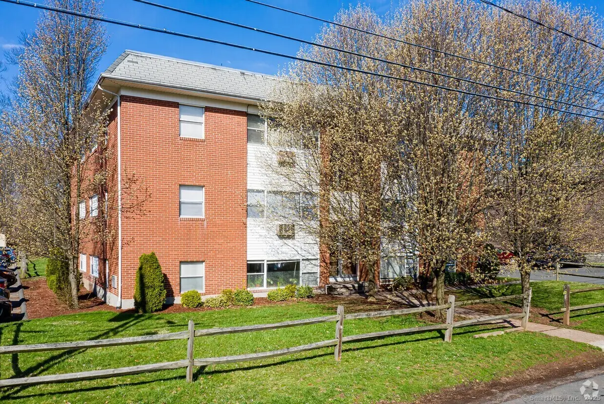 33 Dunlay Street, New Britain, CT 06051 - Image #1