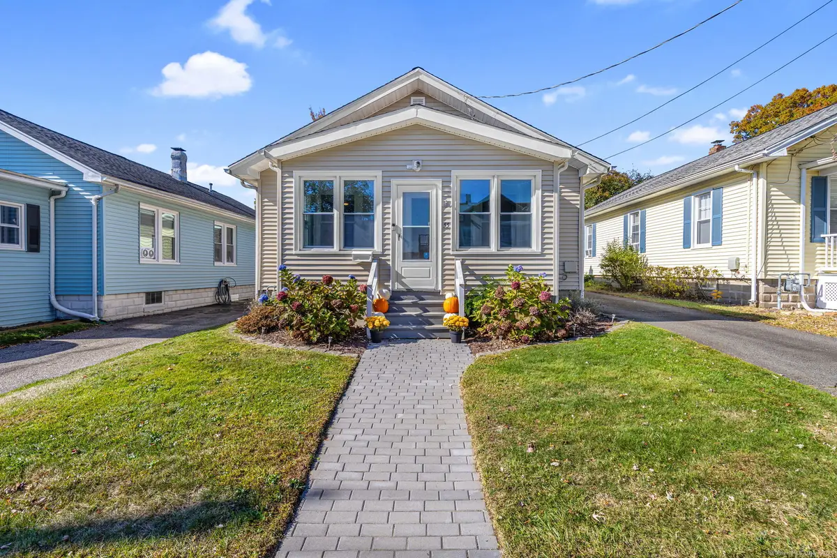 55 Woodcrest Avenue, Stratford, CT 06614 - Image #1