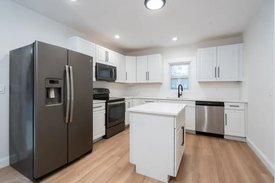 7 Carver Avenue, Norwich, CT 06360 - Image #3