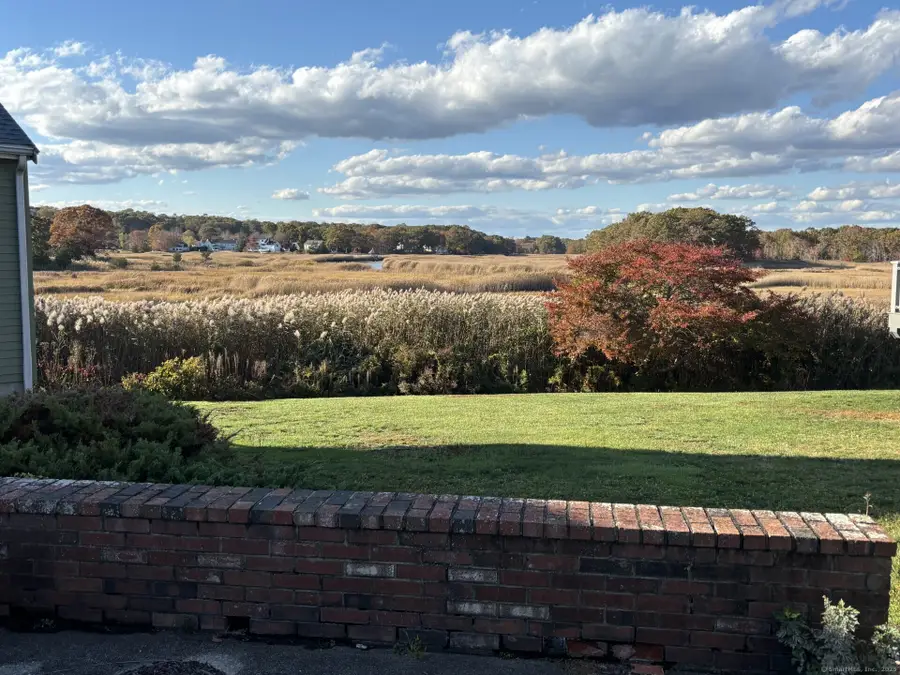 28 Aylesbury Circle #28, Madison, CT 06443 - Image #2