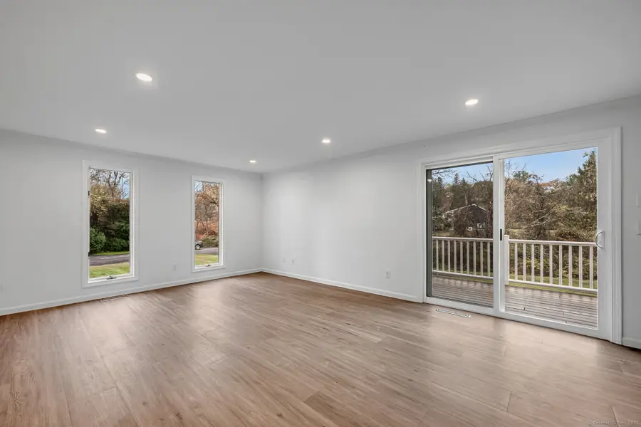 15 Lynns Corner Road, Woodbury, CT 06798 - Image #3