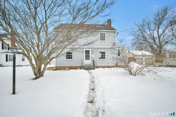 37 Dobson Circle, Middletown, CT 06457