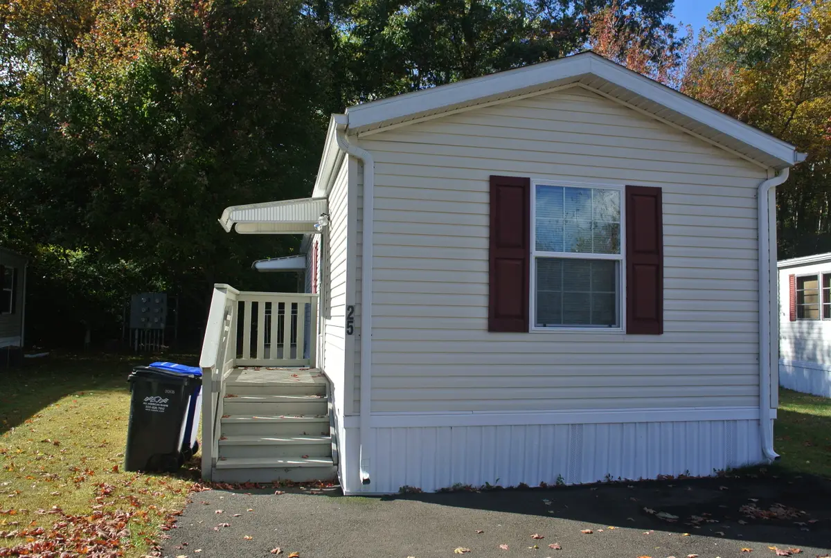 25 Mcquillan Drive, Milford, CT 06460 - Image #1