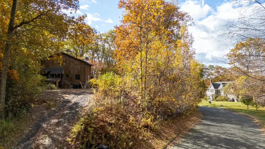 3 Boulder Creek Road, Newtown, CT 06470 - Image #2