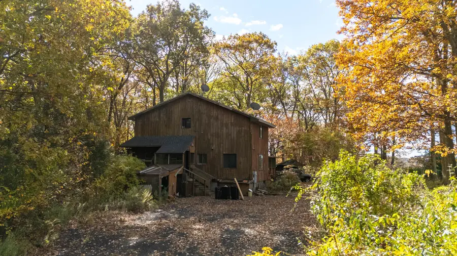 3 Boulder Creek Road, Newtown, CT 06470 - Image #3