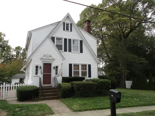 52 Highview Avenue, West Haven, CT 06516