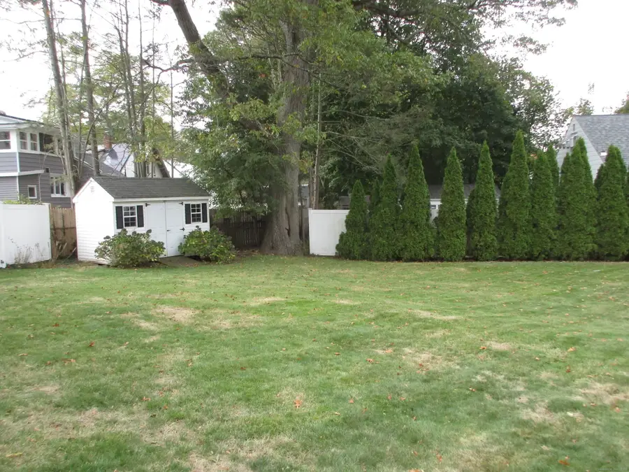 52 Highview Avenue, West Haven, CT 06516 - Image #3