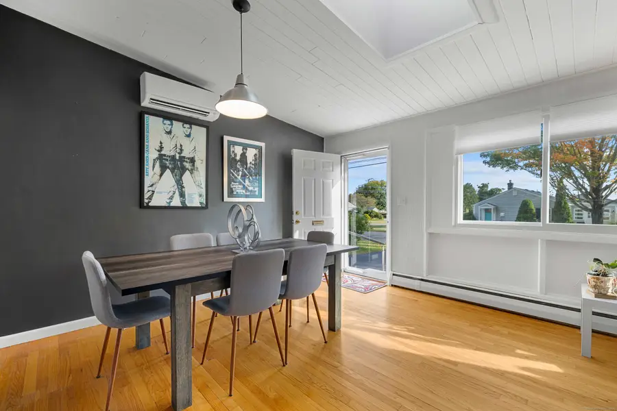 21 Farview Avenue, Old Saybrook, CT 06475 - Image #2