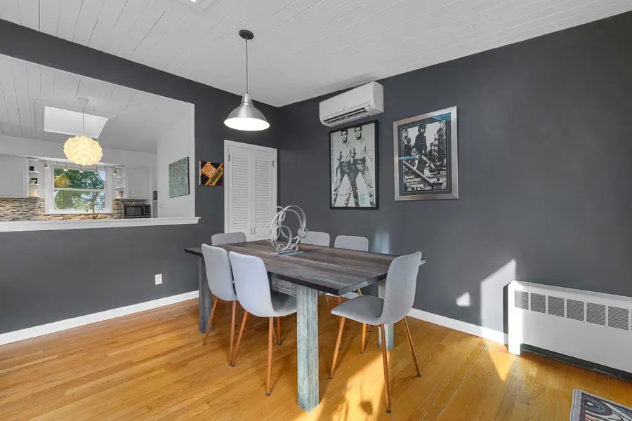 21 Farview Avenue, Old Saybrook, CT 06475 - Image #3