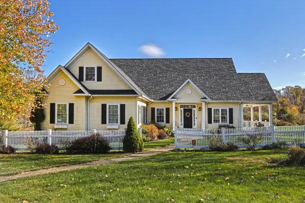 503 Georges Hill Road, Southbury, CT 06488