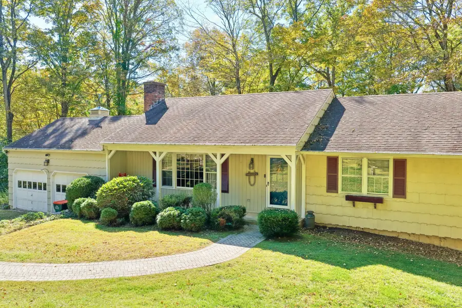 10 Shady Lane, Redding, CT 06896 - Image #3