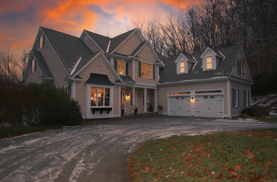 101 Old Grassy Hill Road, Woodbury, CT 06798 - Image #2