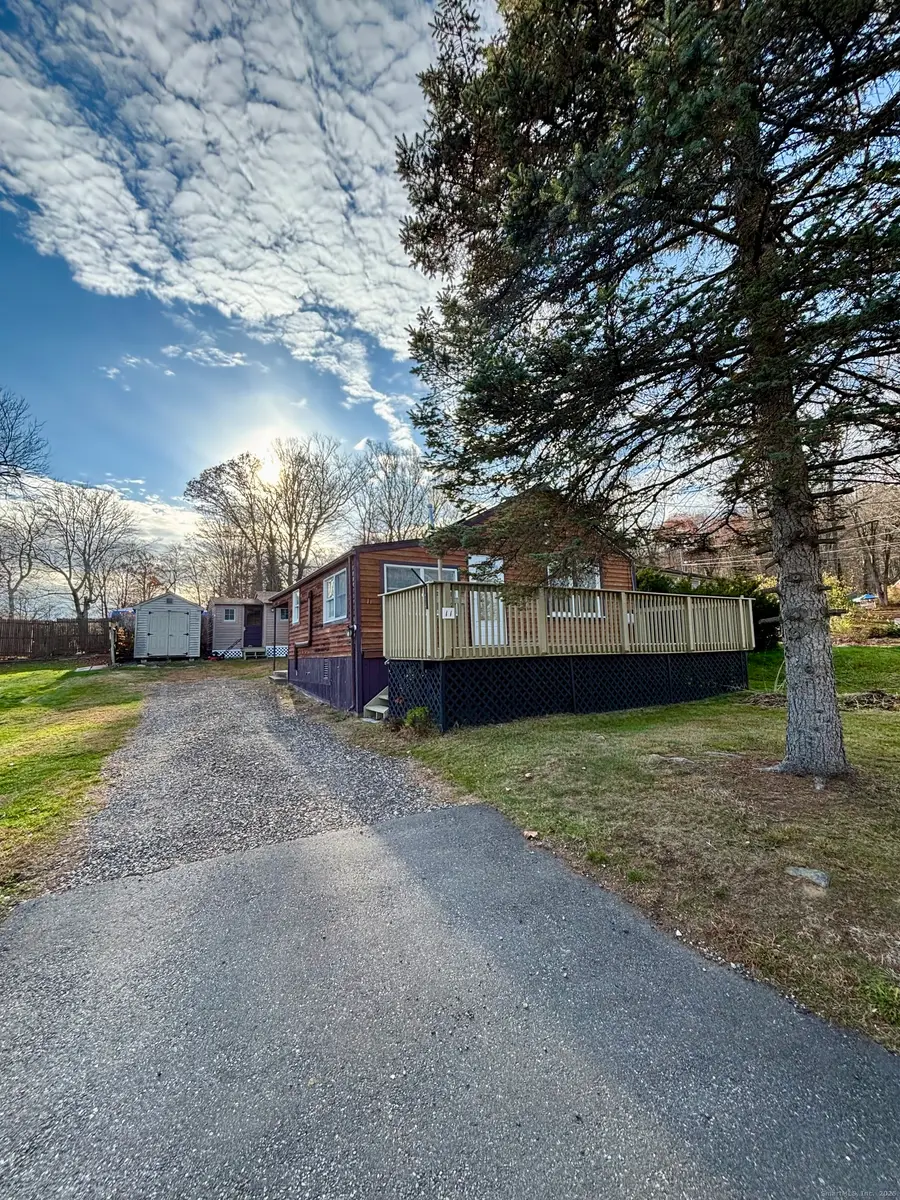 11 West Street, East Hampton, CT 06424 - Image #2