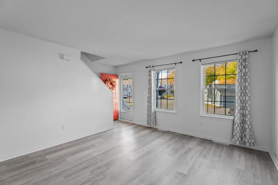 213 Oakland Street #APT D, Manchester, CT 06042 - Image #3