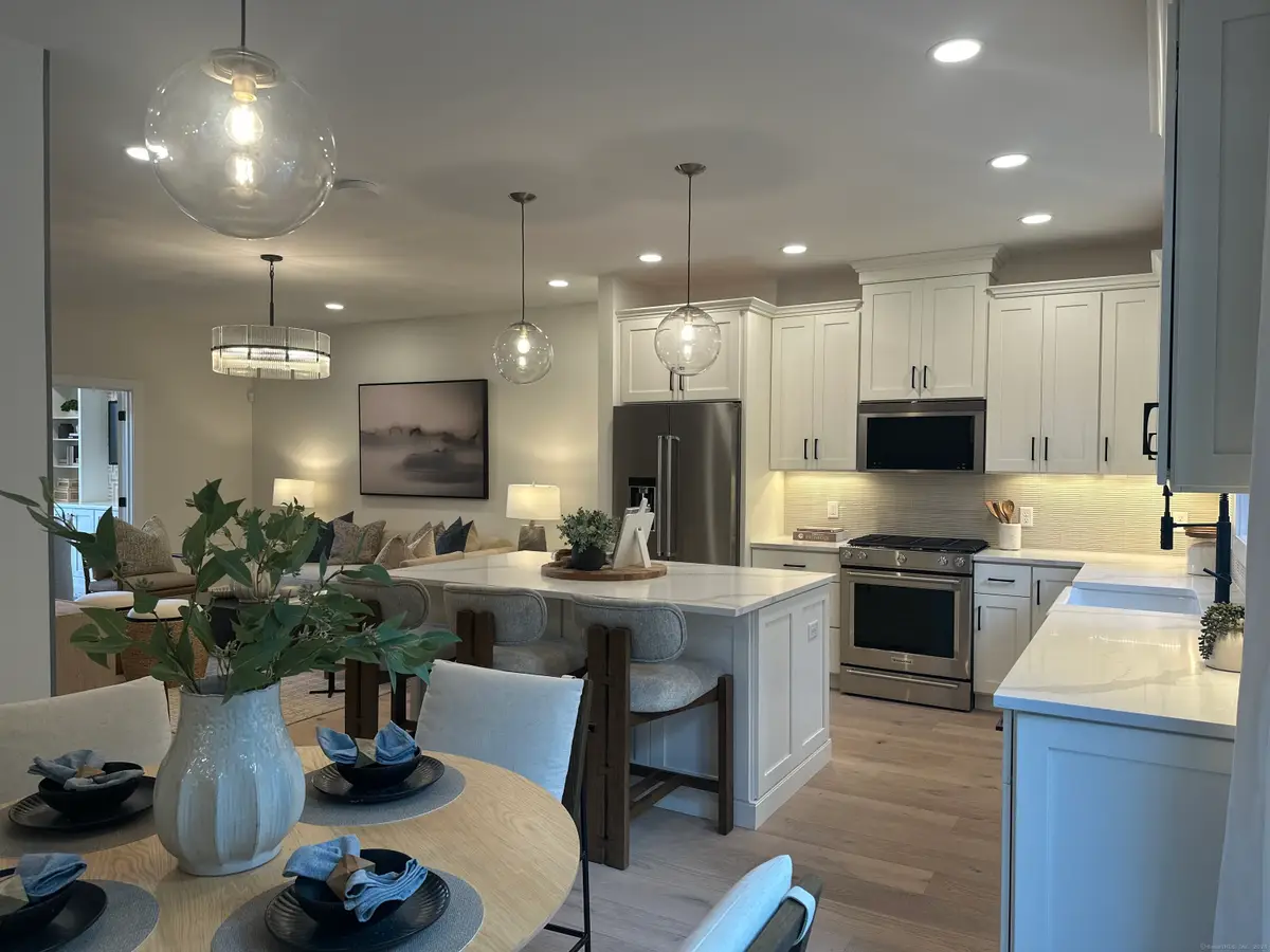 43 Bramble Way, Brookfield, CT 06804 - Image #1