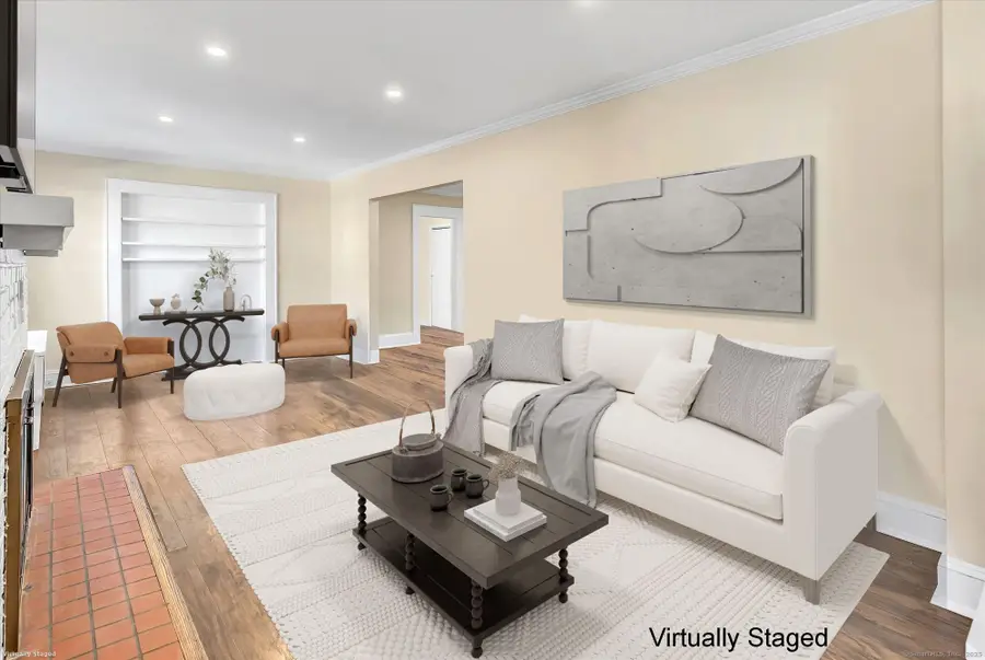 374 Mapledale Place, Bridgeport, CT 06610 - Image #2