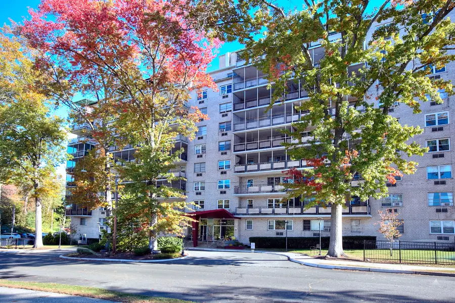 80 Cartright Street #8J, Bridgeport, CT 06604 - Image #3