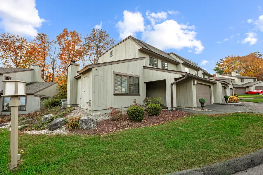 44 Applewood Lane #44, Avon, CT 06001 - Image #3