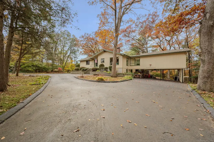 15 Goulart Drive, Bozrah, CT 06334 - Image #2