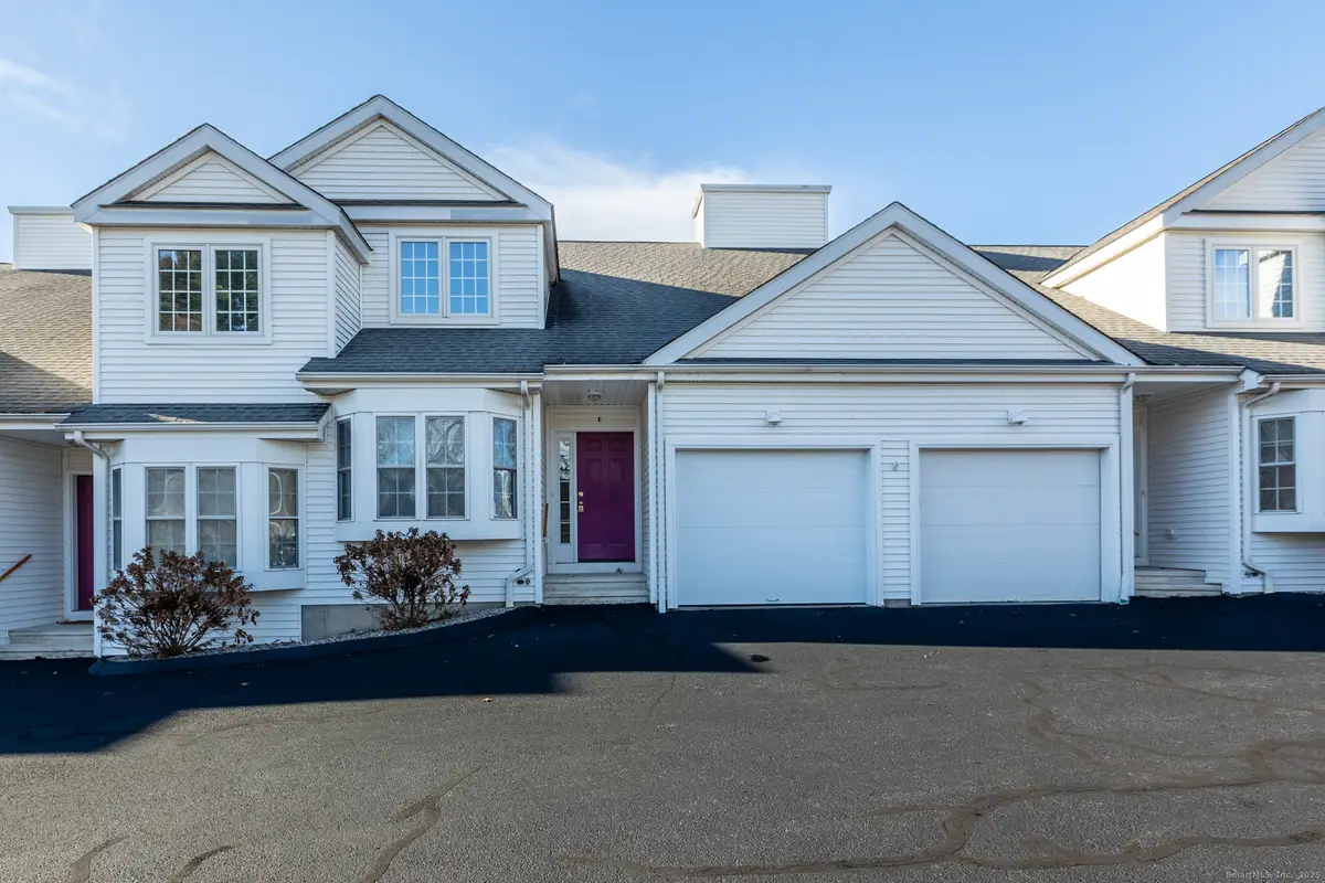 244 Oakland Street #APT E, Manchester, CT 06042 - Image #1