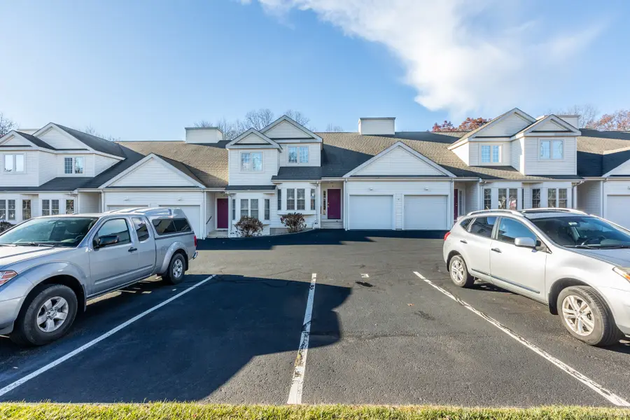 244 Oakland Street #APT E, Manchester, CT 06042 - Image #2