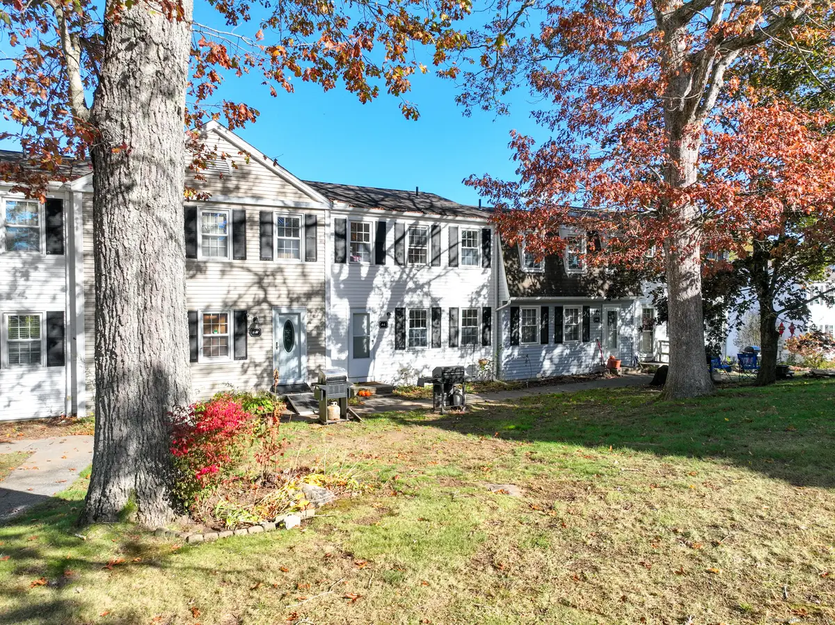 4 Lakeside Drive #L, Ledyard, CT 06339 - Image #1