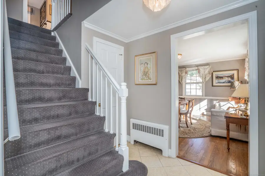 36 Richmond Lane, West Hartford, CT 06117 - Image #3