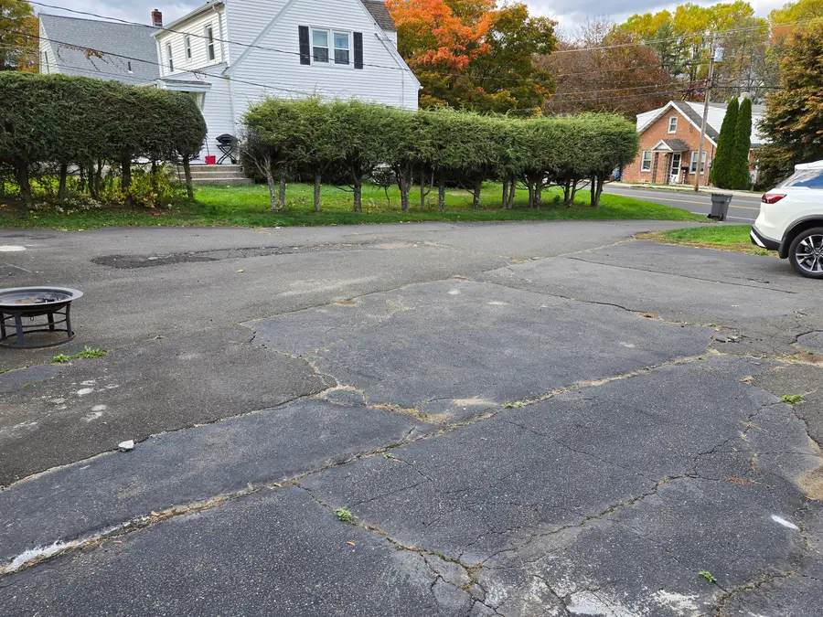 102 East Road, Bristol, CT 06010 - Image #3