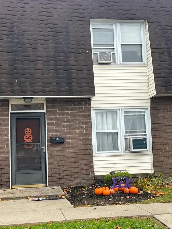 8 Roma Street #8, East Haven, CT 06512