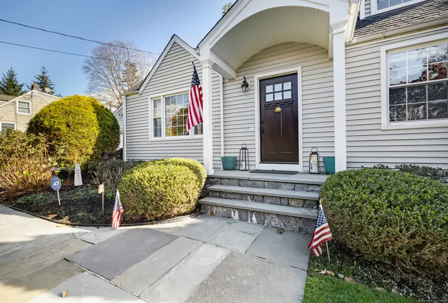 25 Millspaugh Drive, Fairfield, CT 06824 - Image #3