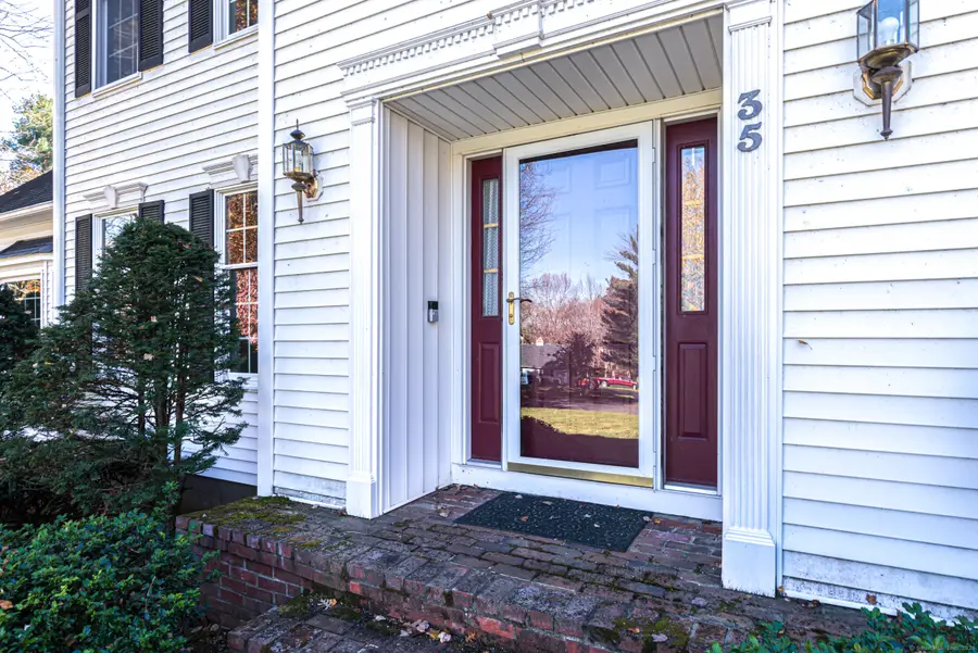 35 Cantlewood Drive, Somers, CT 06071 - Image #3