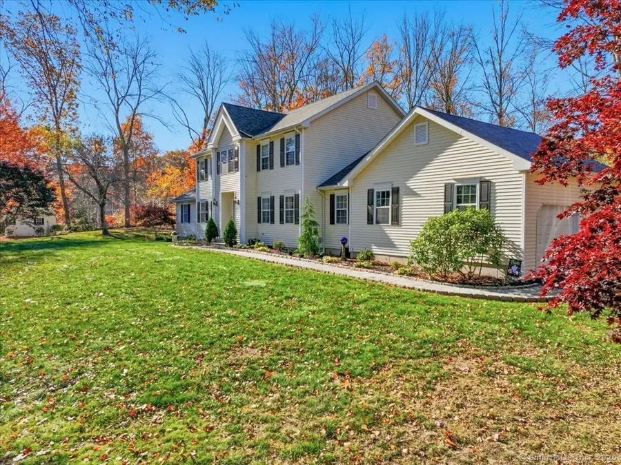24 Lake Drive, Oxford, CT 06478 - Image #2