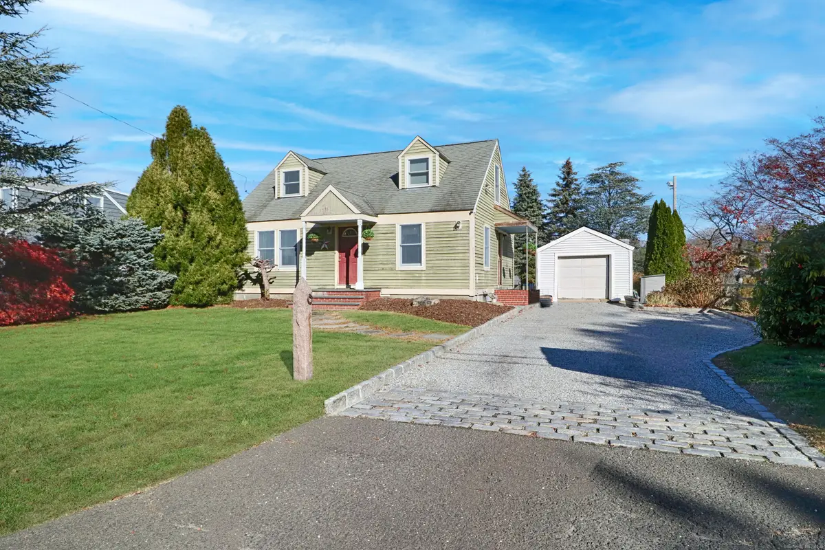 28 Stillson Place, Fairfield, CT 06824 - Image #1