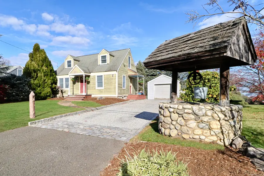 28 Stillson Place, Fairfield, CT 06824 - Image #2