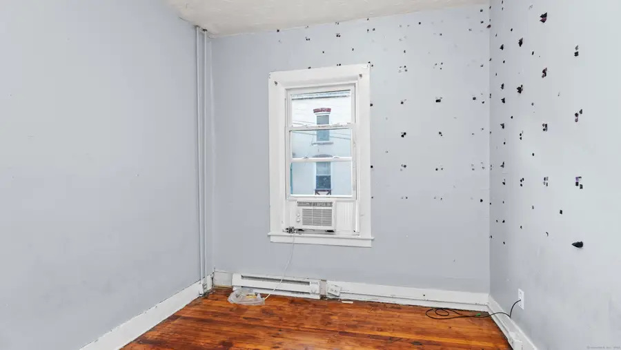 36 Cliff Street, Norwich, CT 06360 - Image #3