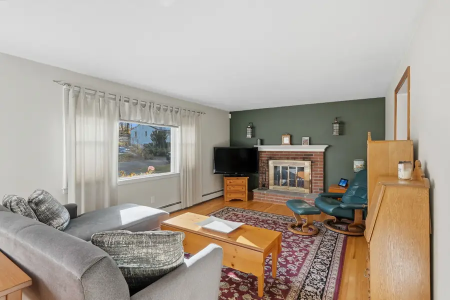 51 Surrey Drive, Meriden, CT 06451 - Image #2