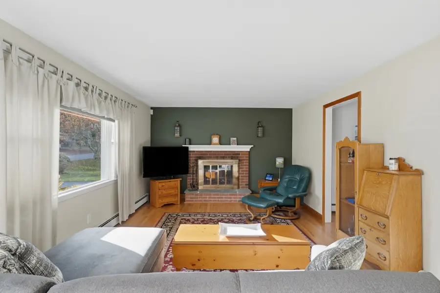 51 Surrey Drive, Meriden, CT 06451 - Image #3