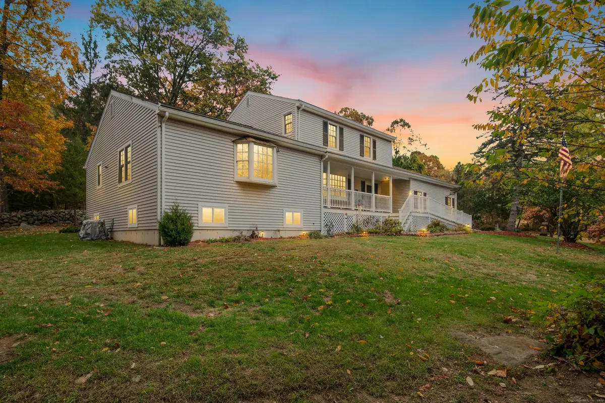 10 Willow Street, Oxford, CT 06478 - Image #1