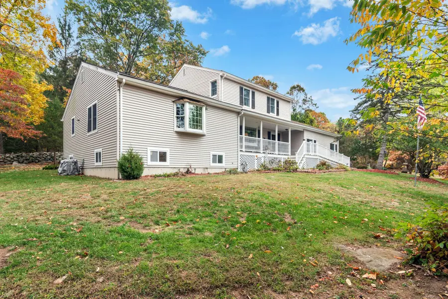 10 Willow Street, Oxford, CT 06478 - Image #2