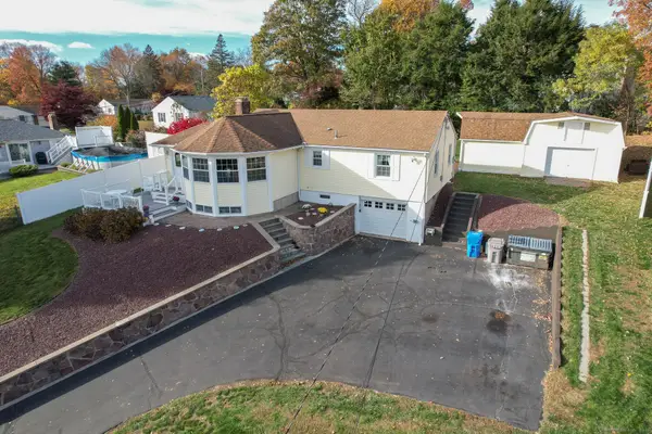 73 Rosemary Lane, Bristol, CT 06010