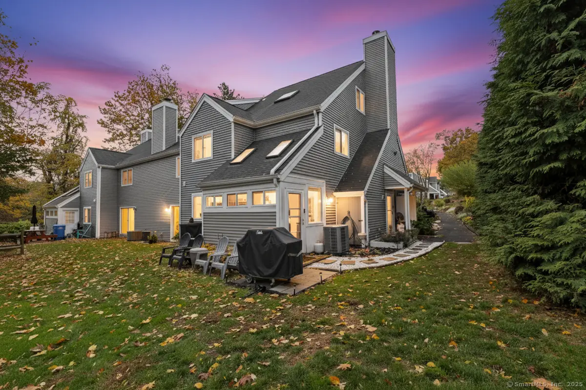 132 Country Place #132, Shelton, CT 06484 - Image #1