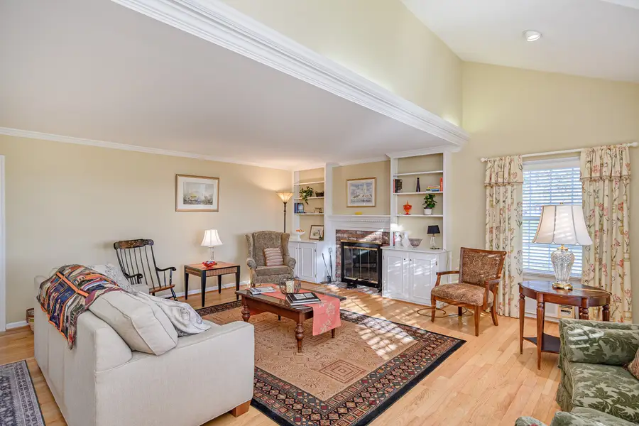 10 Valley View Road, Newtown, CT 06470 - Image #3