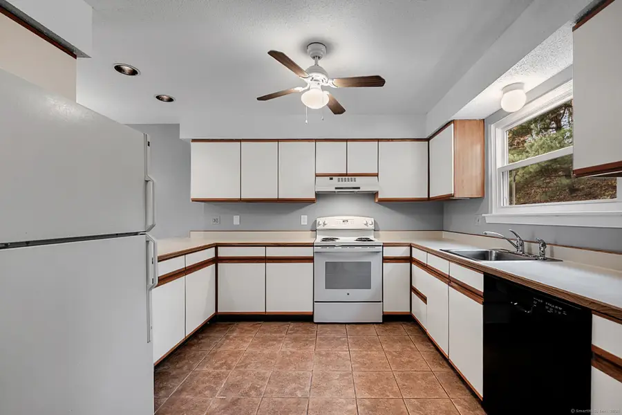 137 Knowles Avenue #137, Middletown, CT 06457 - Image #3