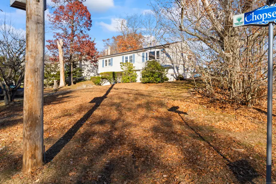 1800 Chopsey Hill Road, Bridgeport, CT 06606 - Image #2