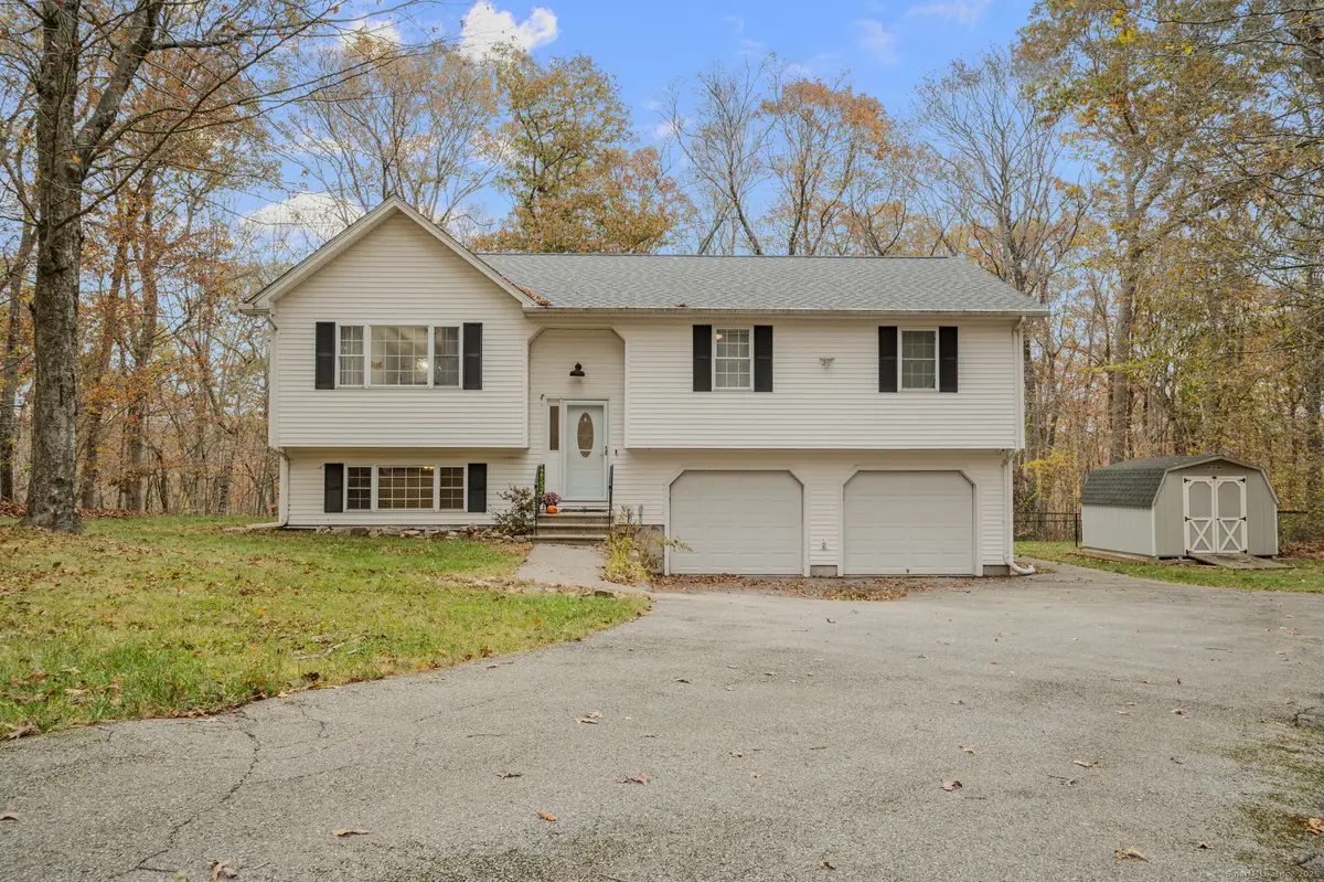 25 Old Colony Lane, Ledyard, CT 06339 - Image #1
